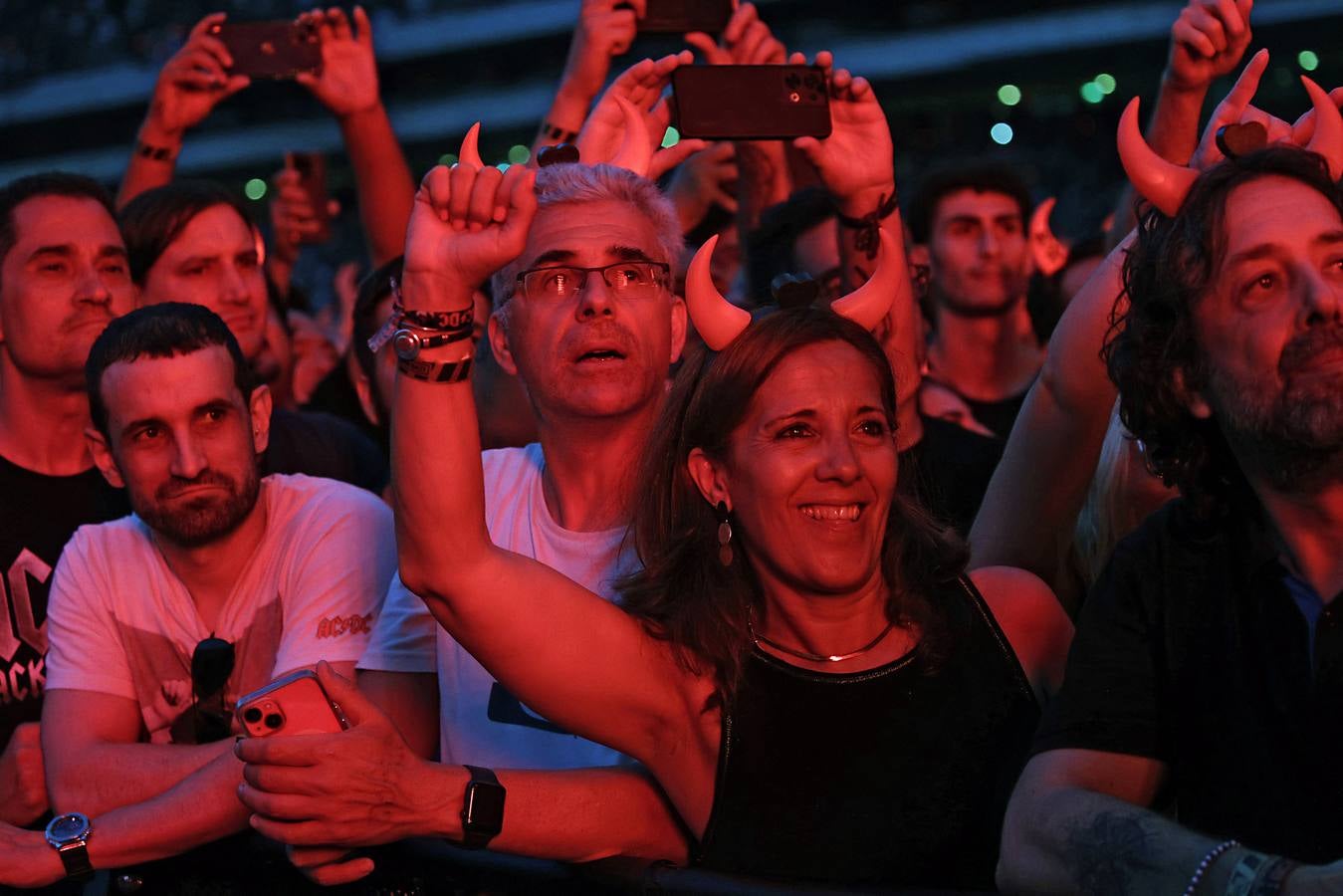 Un momento del concierto de AC/DC en el Estadio La Cartuja de Sevilla