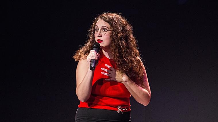 Humor, circo, danza, swing y magia en las noches temáticas de verano de CaixaForum Sevilla