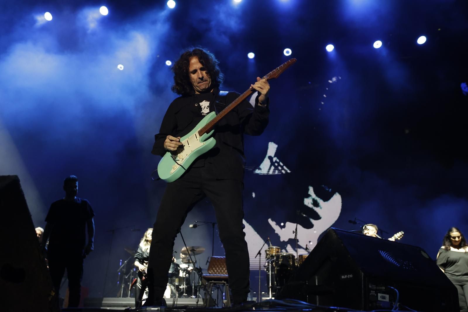 Icónica Fest acoge el concierto de Melendi en la Plaza de España de Sevilla 