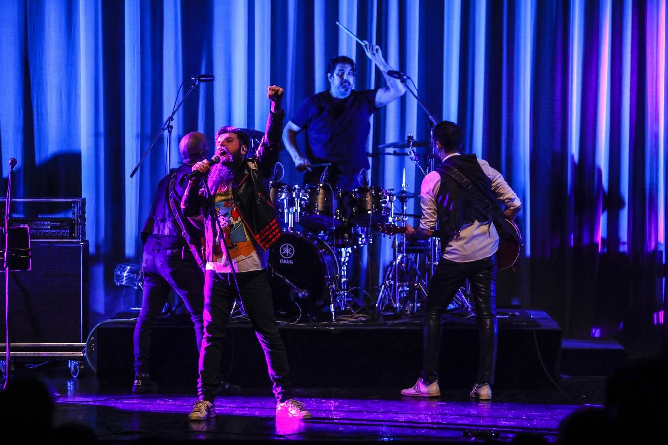 El espectacular tributo a Queen de la banda The Vipers en el teatro de la Maestranza de Sevilla 