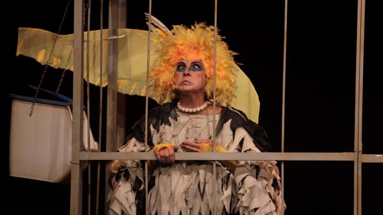 La Fundición vuelve a abrir en el mes de julio con una programación que combina cabaret y comedia