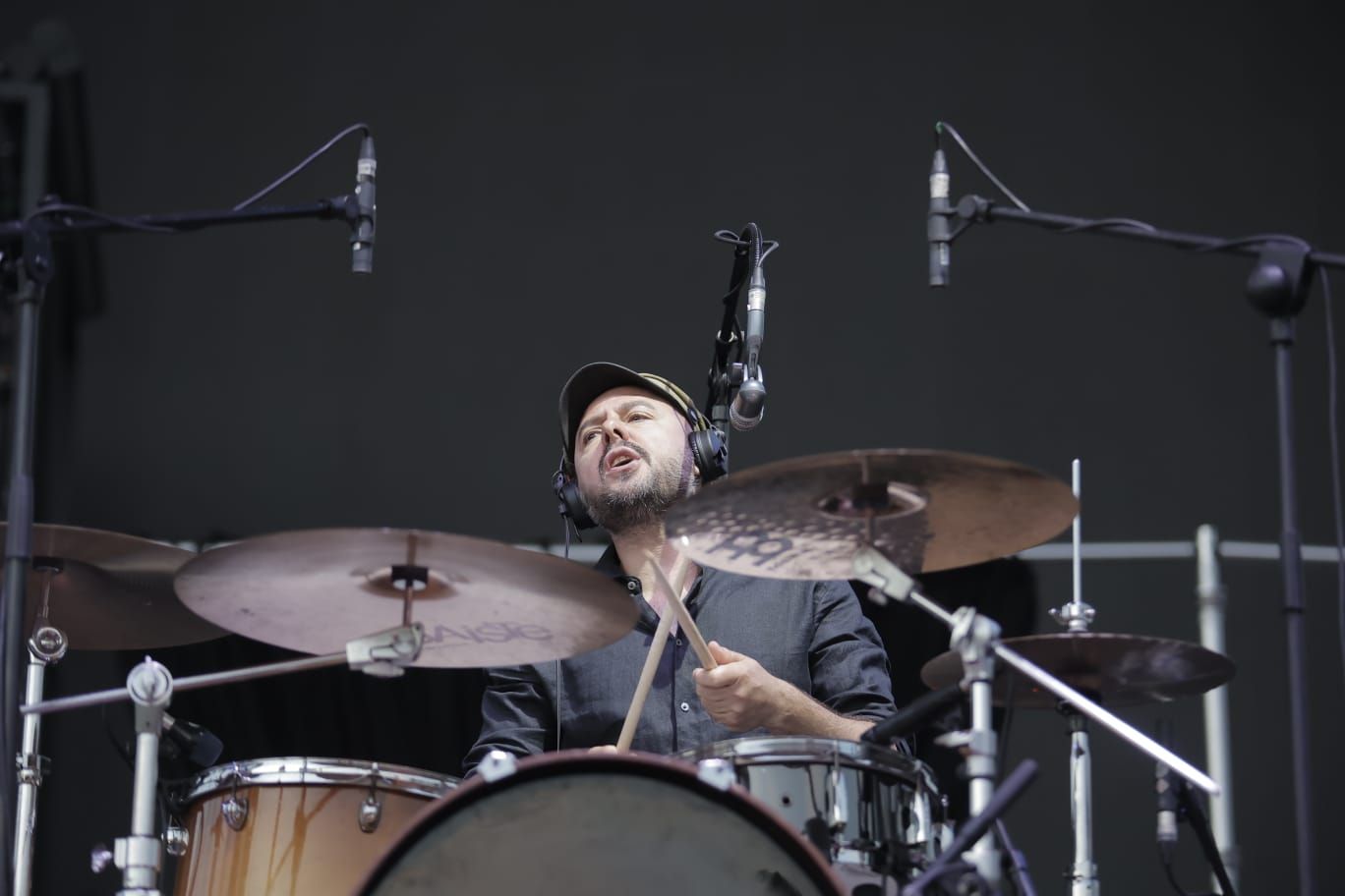 Actuación de El Columpio Asesino en Icónica Santalucía Sevilla Fest