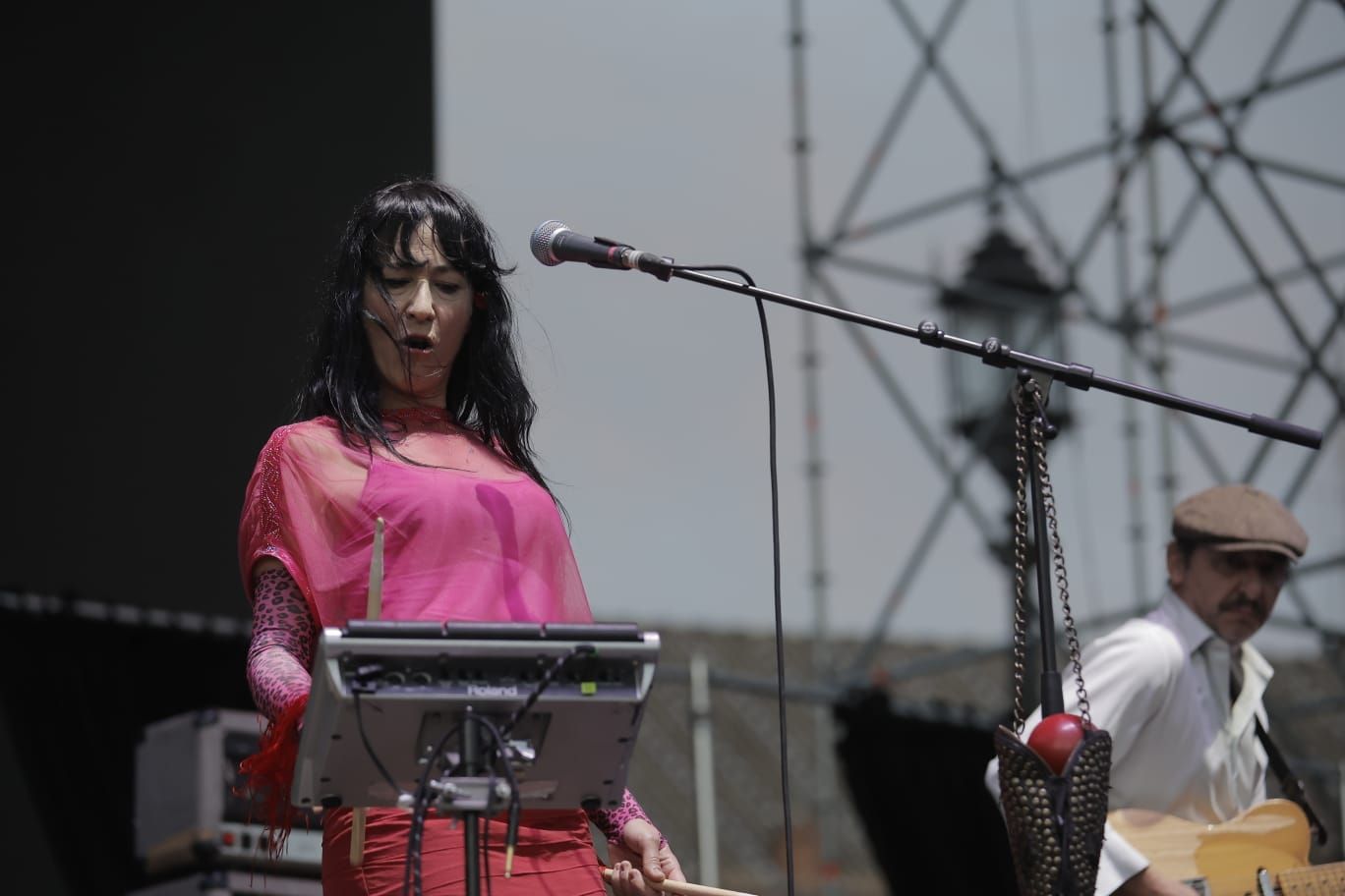 Actuación de El Columpio Asesino en Icónica Santalucía Sevilla Fest