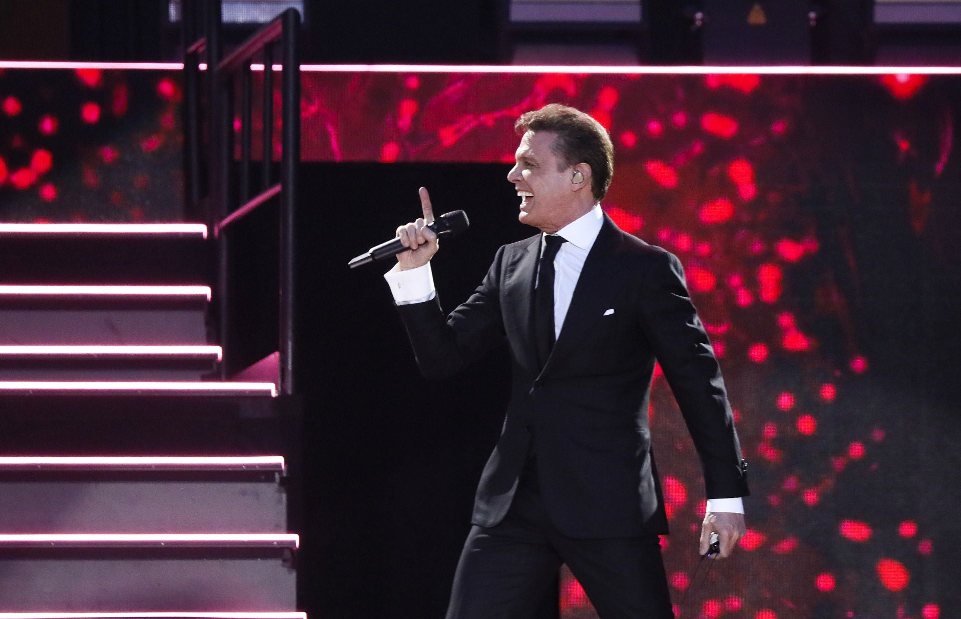 El concierto de Luis Miguel en el estadio de la Cartuja de Sevilla