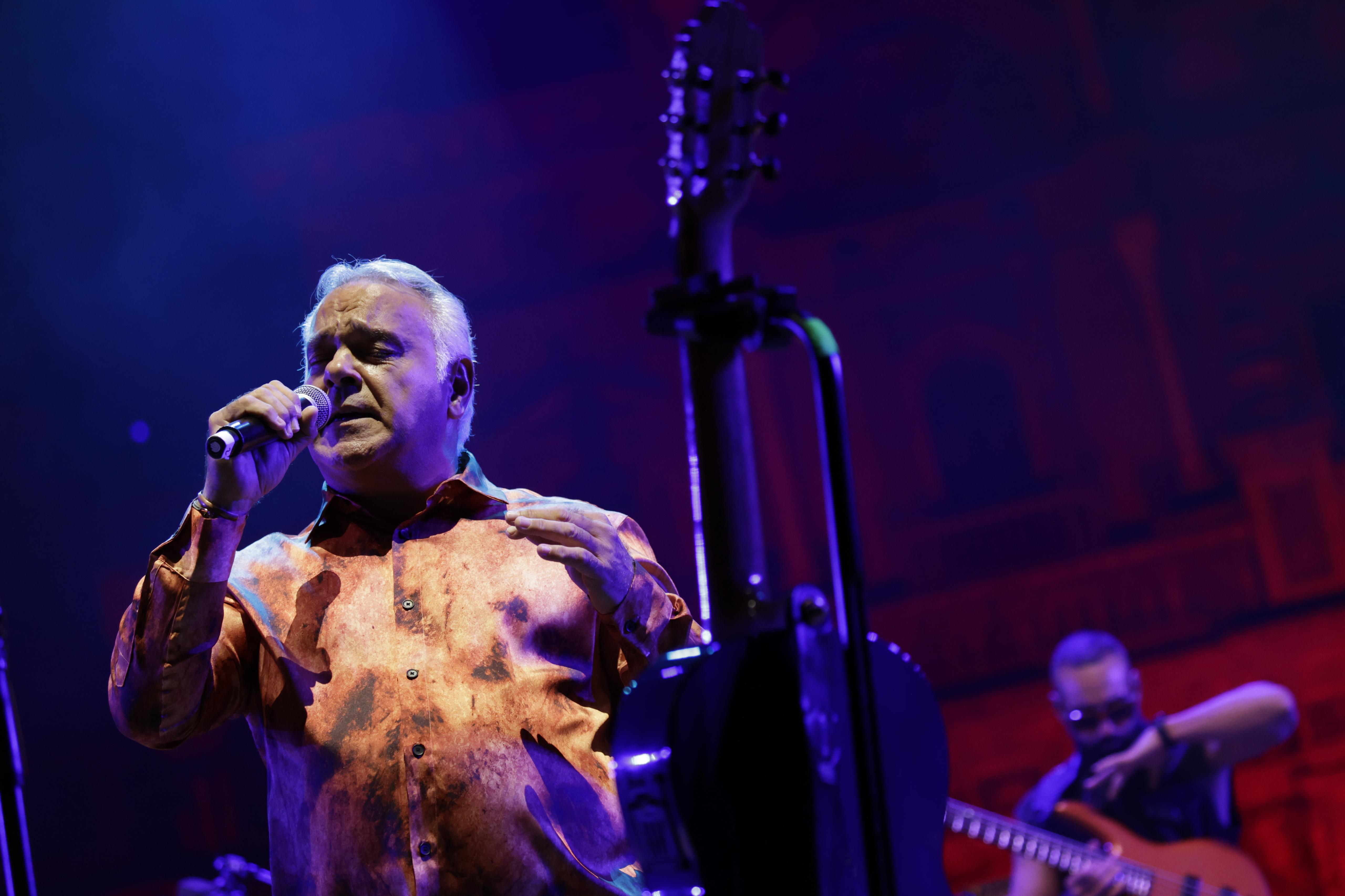 Los Gipsy Kings en plena actuación en Icónica