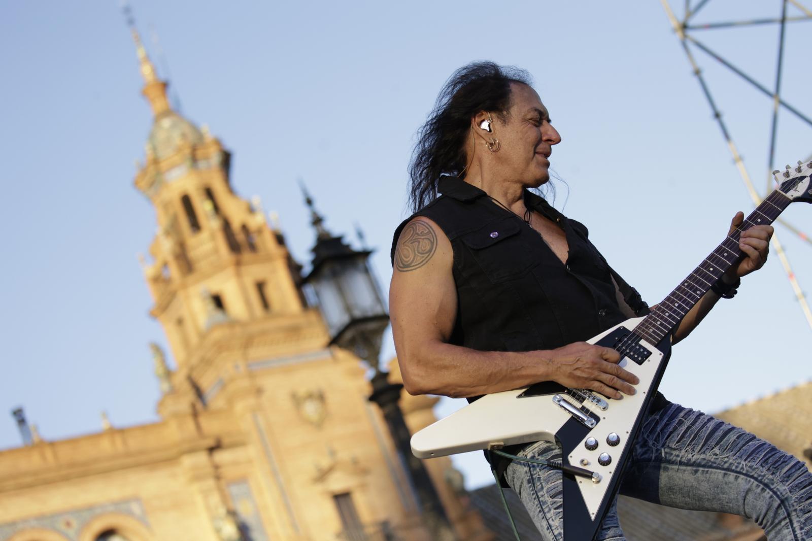 Actuación de Medina Azahara en Icónica, este sábado