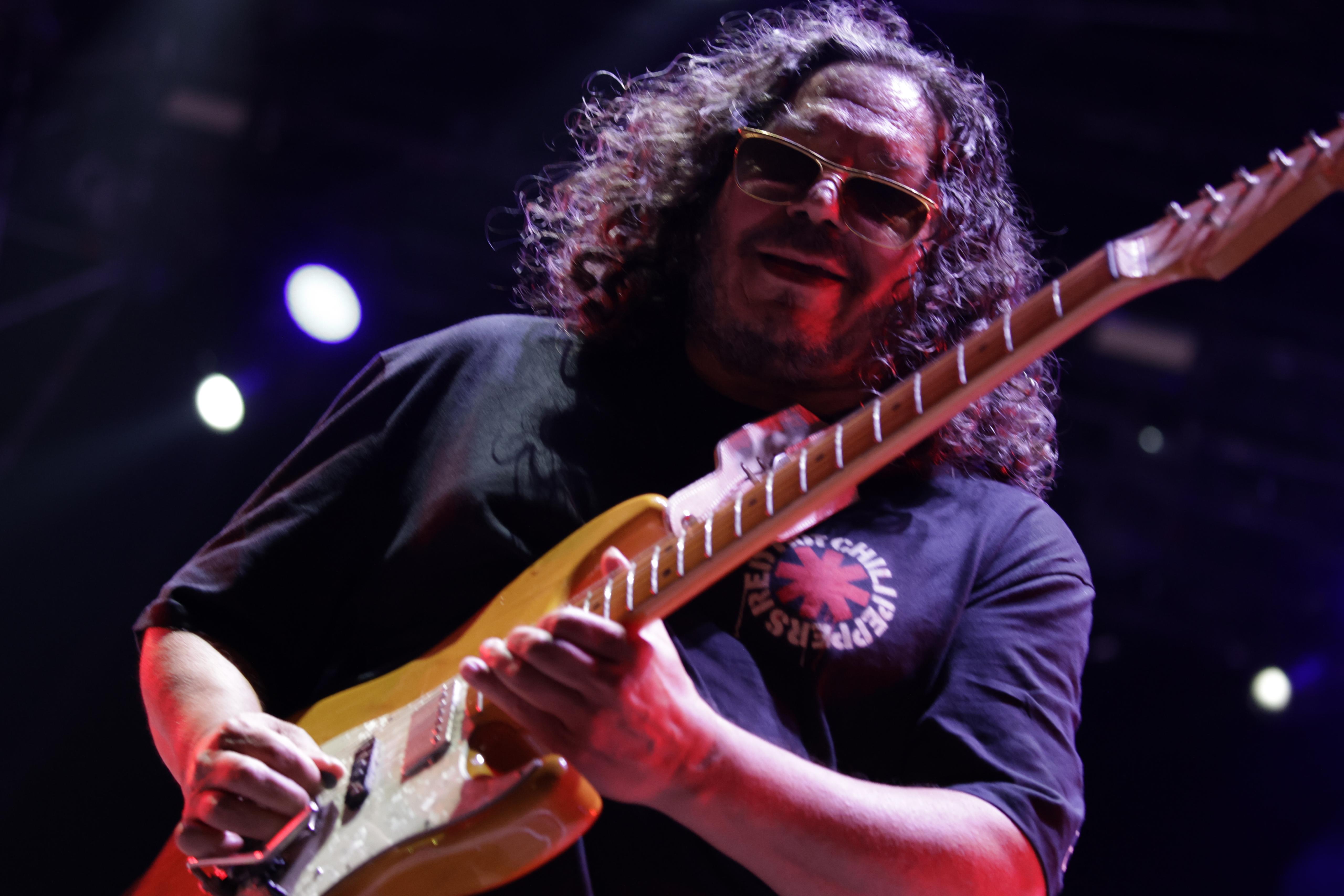 Raimundo Amador en un instante de su actuación en Icónica