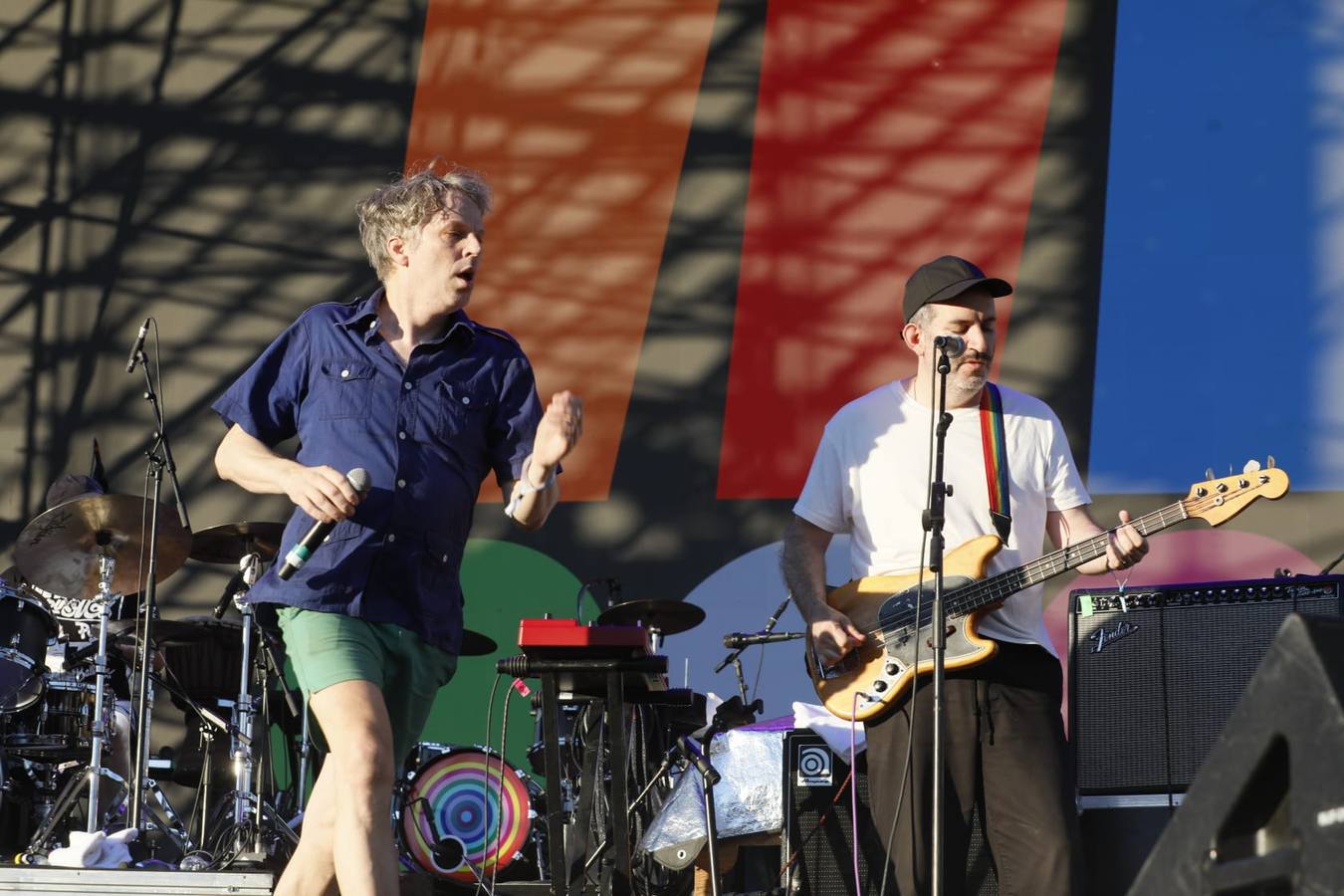 El grupo Chk Chk Chk, como previa al concierto de Orbital y Arcade Fire