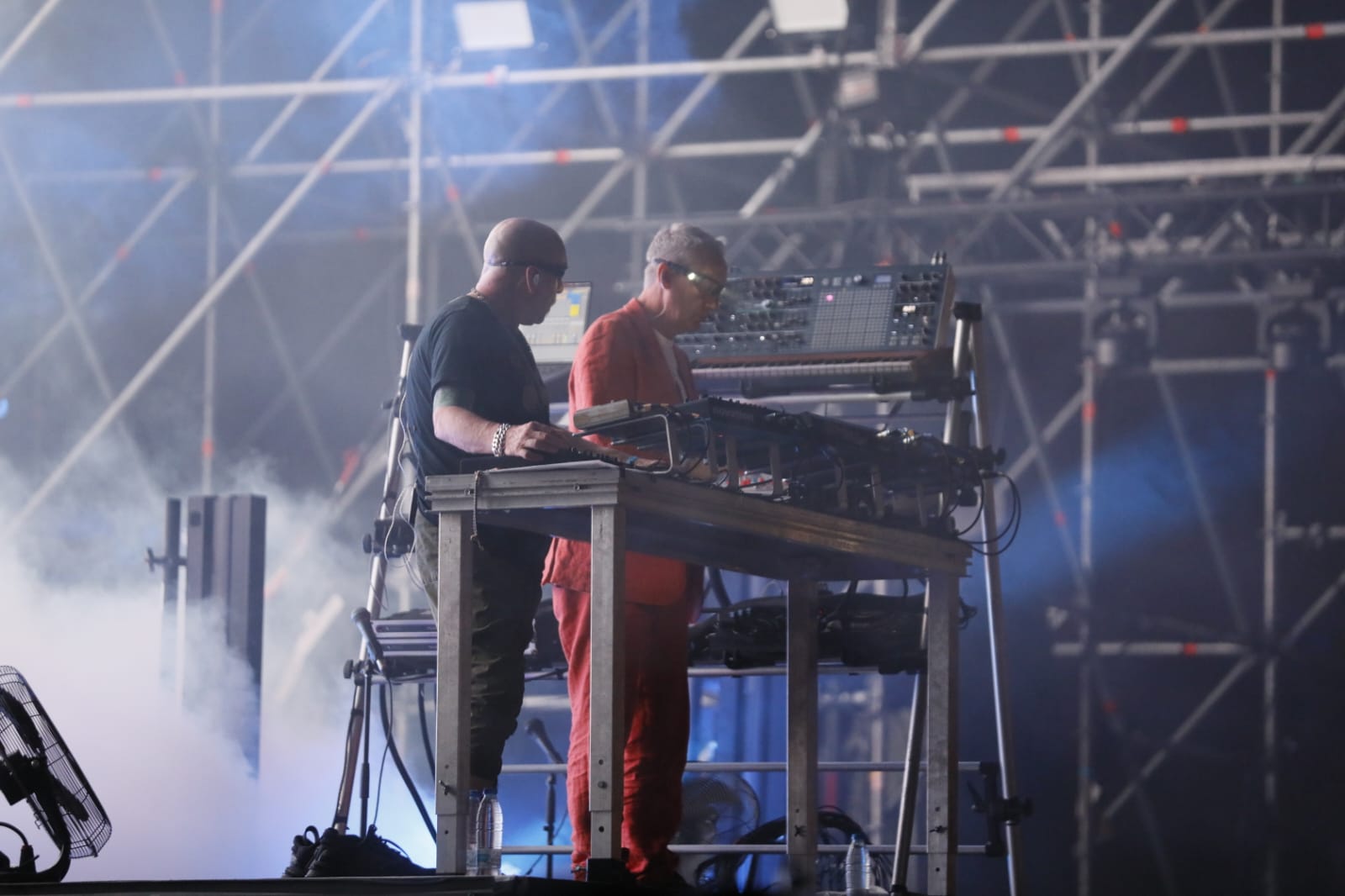 Imágenes de Arcade Fire, Orbital y Chk Chk Chk (!!!) en el Icónica Santalucía Sevilla Fest