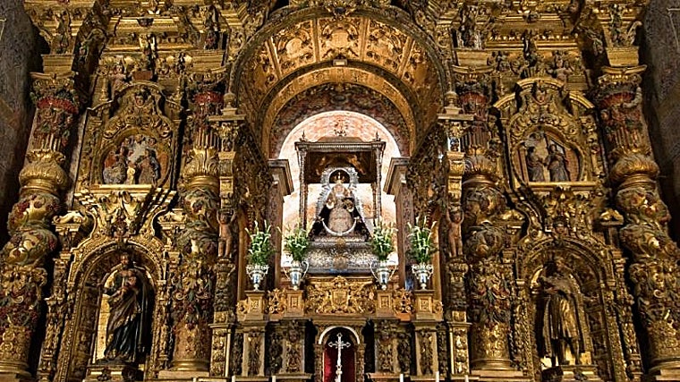 Nuestra Señora de la Consolación, Patrona de Utrera, en su Santuario