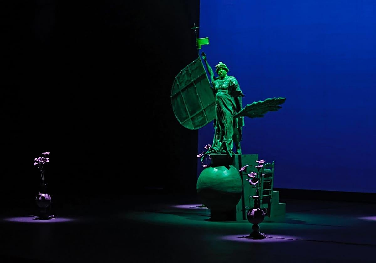 Manu Sánchez encarnando a Giraldilla