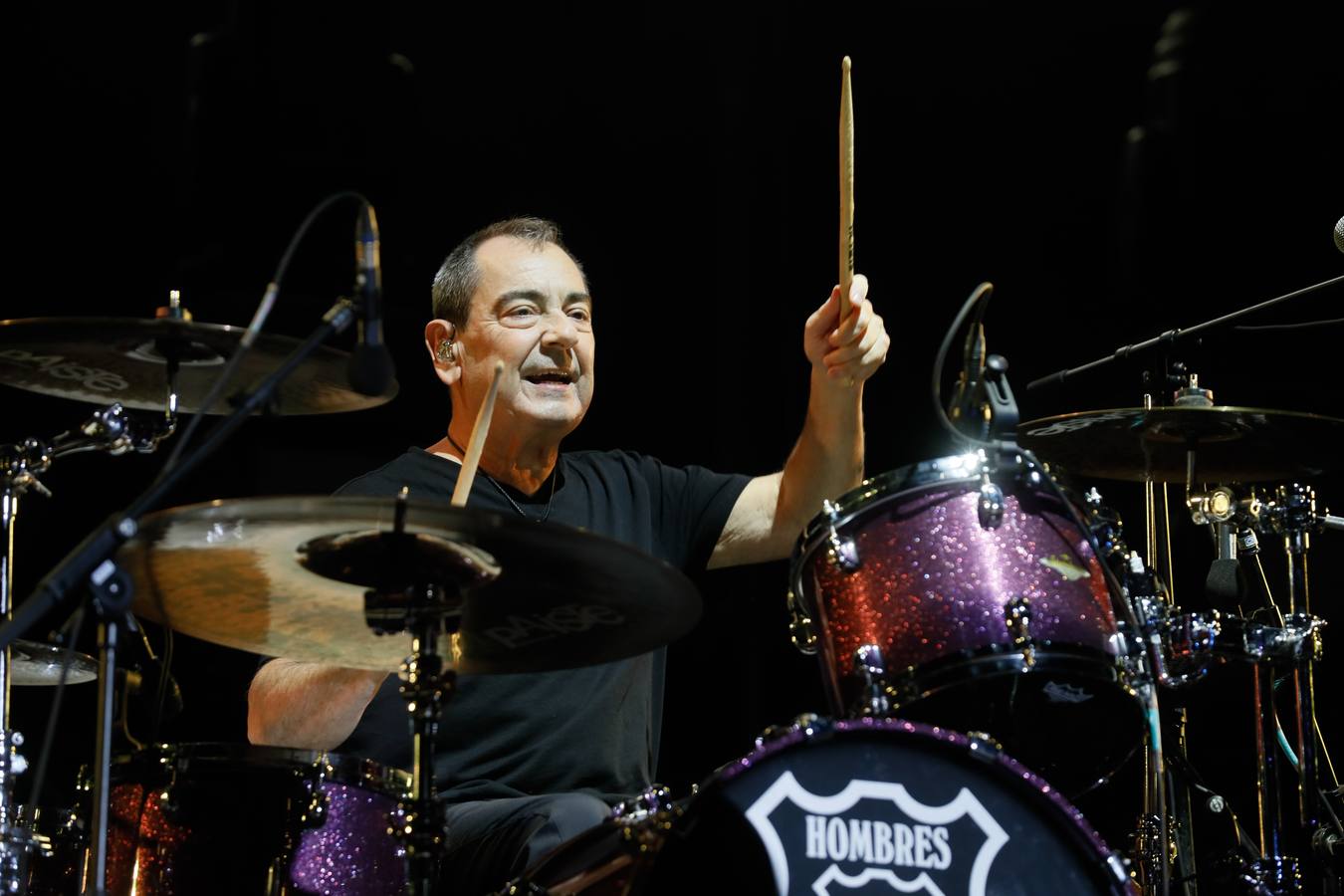 Un momento de la actuación este domingo en la plaza de toros de la Maestranza en Sevilla