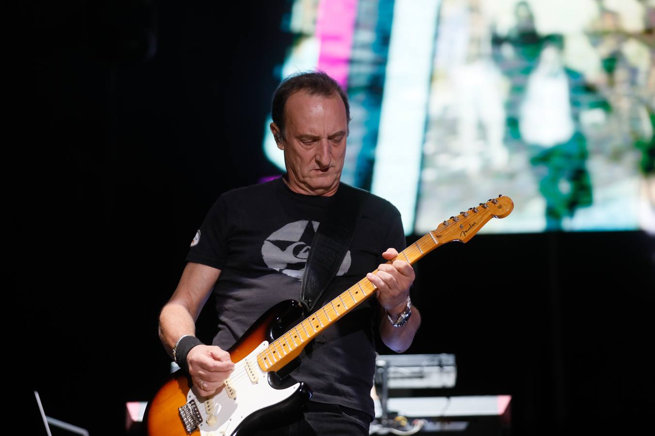 Un momento de la actuación este domingo en la plaza de toros de la Maestranza en Sevilla