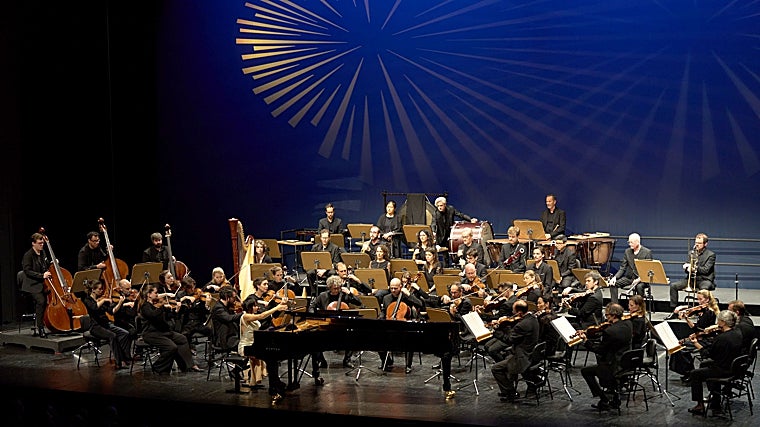 Yuja Wang y la Mahler Chamber Orchestra al completo