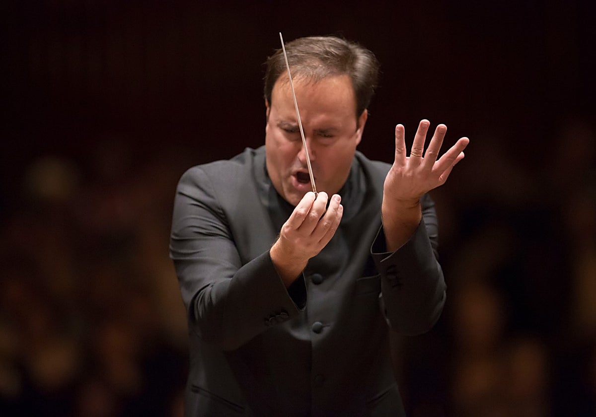 Karel Marc Chichon dirigirá por primera vez a la Sinfónica de Sevilla en el 'Concierto de Aranjuez' de Rodrigo
