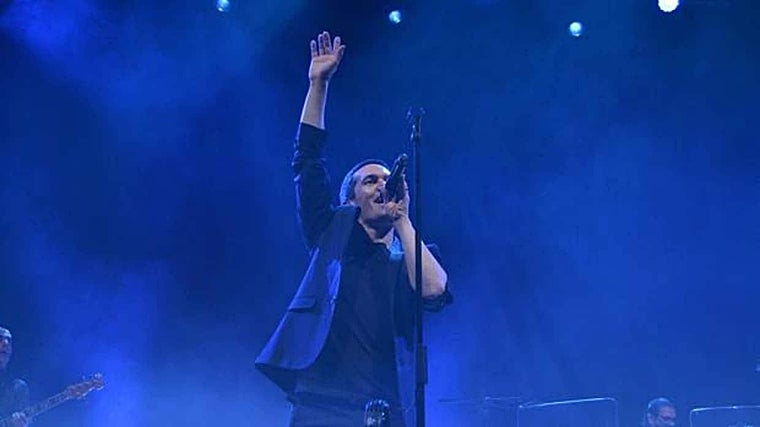 Maldita Nerea cantando en directo