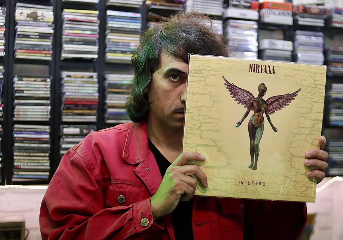 El artista sevillano Quentin Gas en la tienda Record Sevilla
