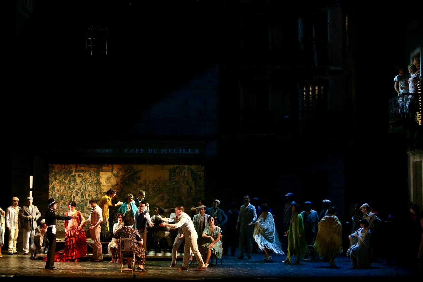 Momento del ensayo previo al estreno en el Maestranza de la zarzuela 'La verbena de la Paloma'