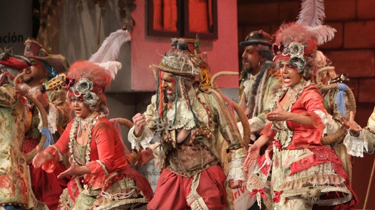 El Carnaval también llega a la ciudad de Carmona con 'Las Ratas', una agrupación de Jesús Bienvenido