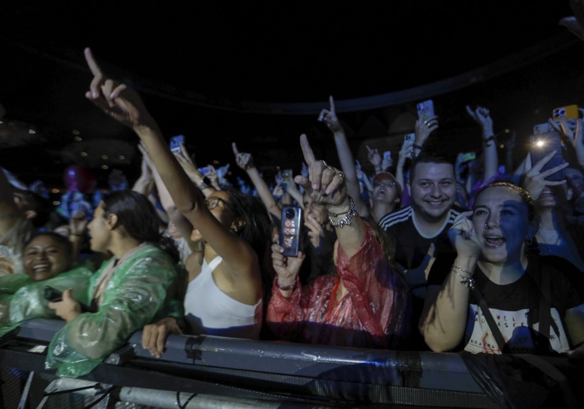 Público del concierto de Manuel Carrasco