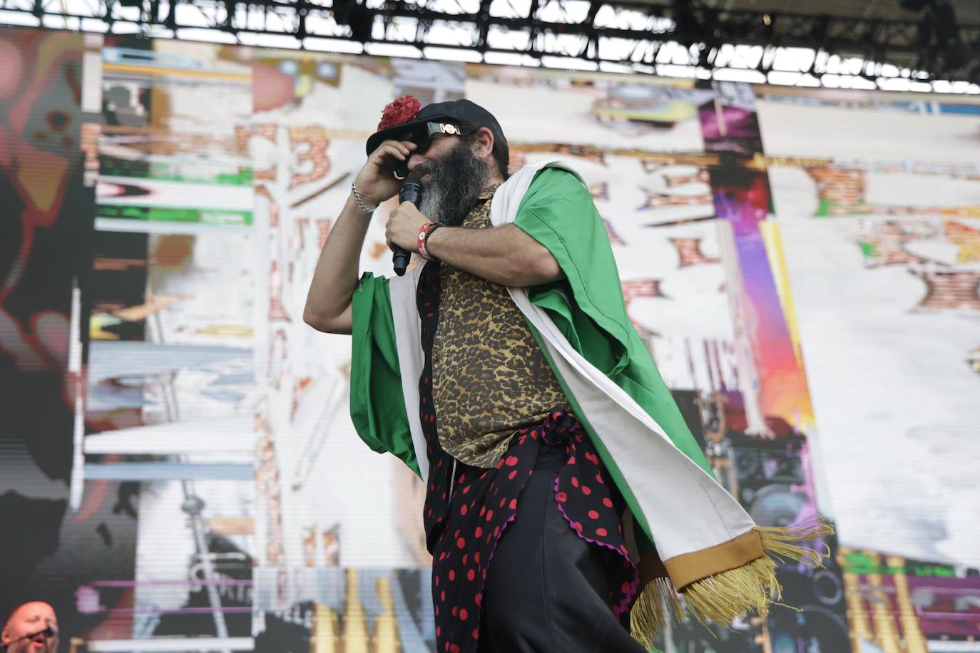 Actuación del grupo andaluz Califato 3/4