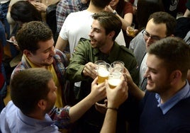Cervezas y compras: el plan que puedes hacer en Sevilla el próximo fin de semana por 15 euros