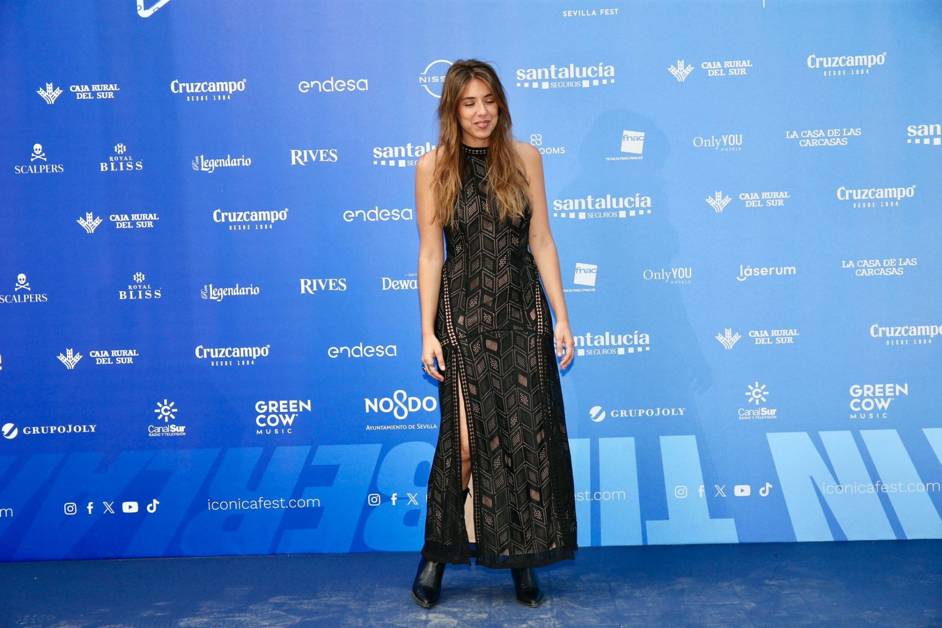 En imágenes, los famosos que han asistido al concierto de Justin Timberlake en Icónica Santalucía Sevilla Fest