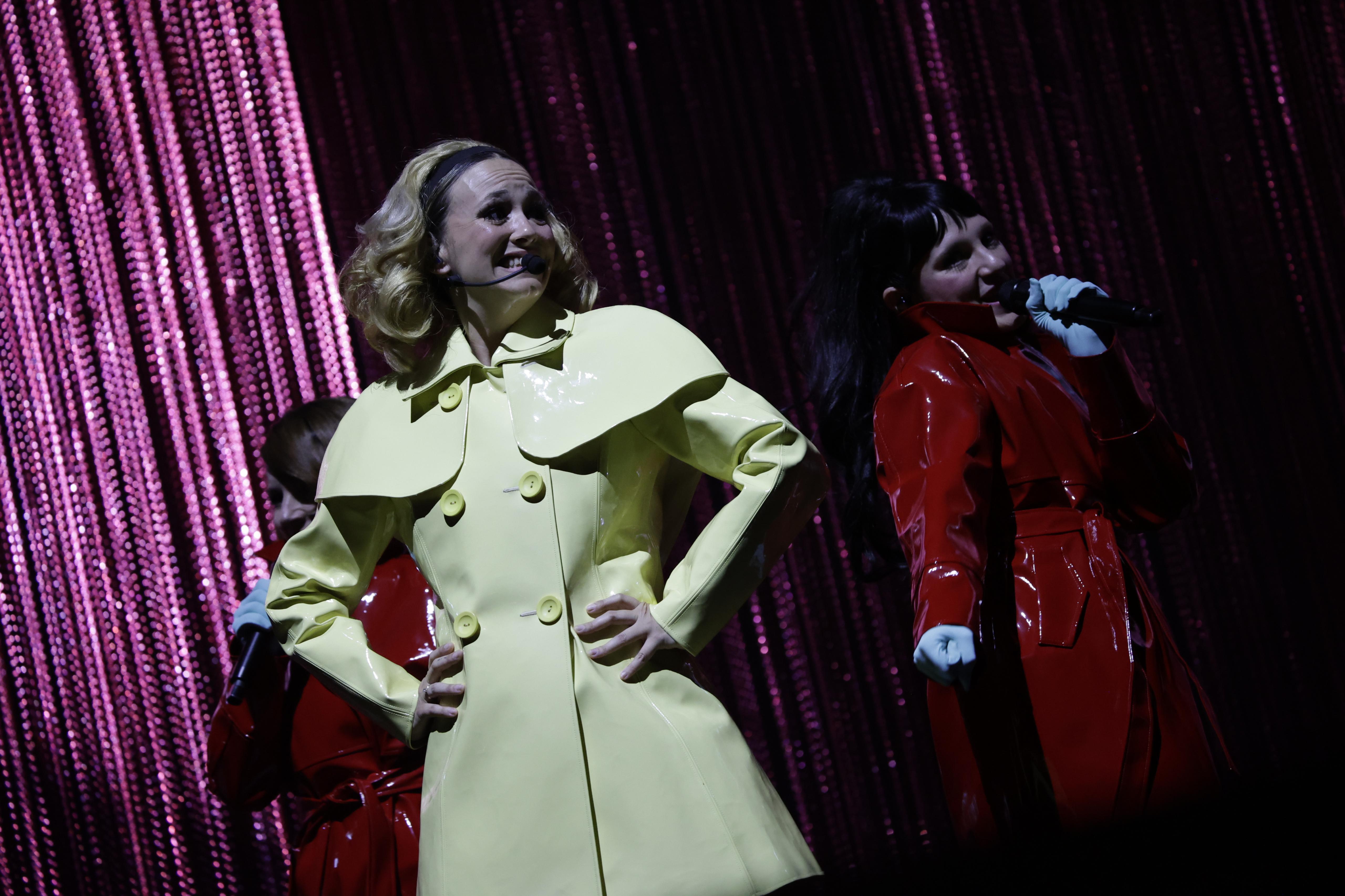 Rigoberta Bandini en la Plaza de España