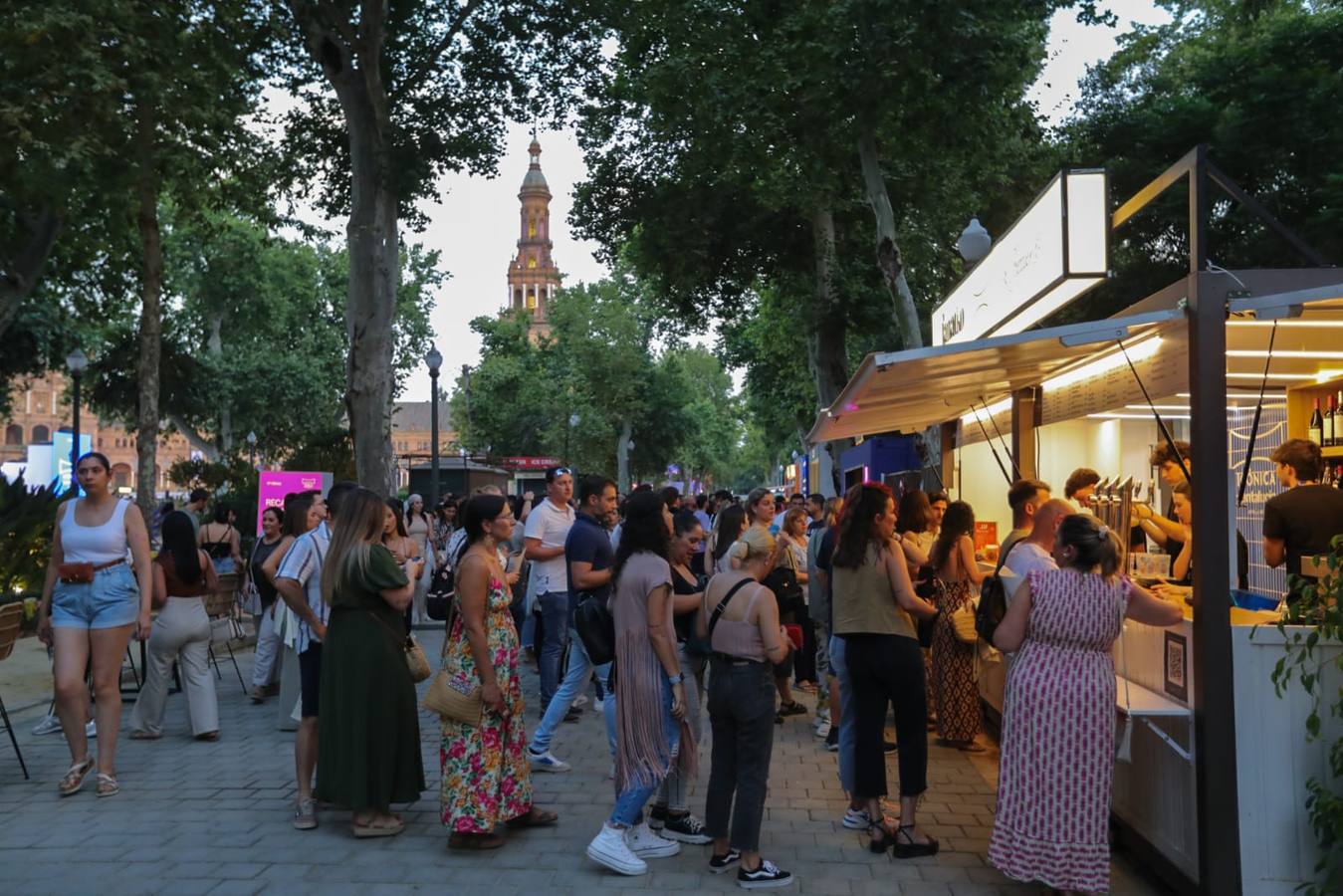 Ambiente previo al concierto de Los Caños