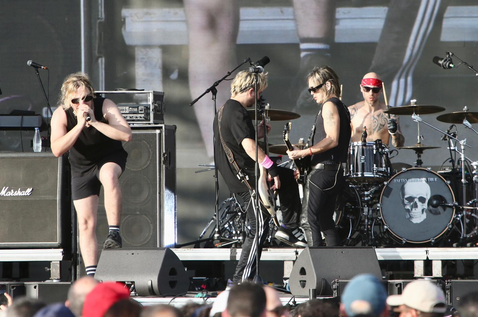 Concierto de Airbag en Icónica