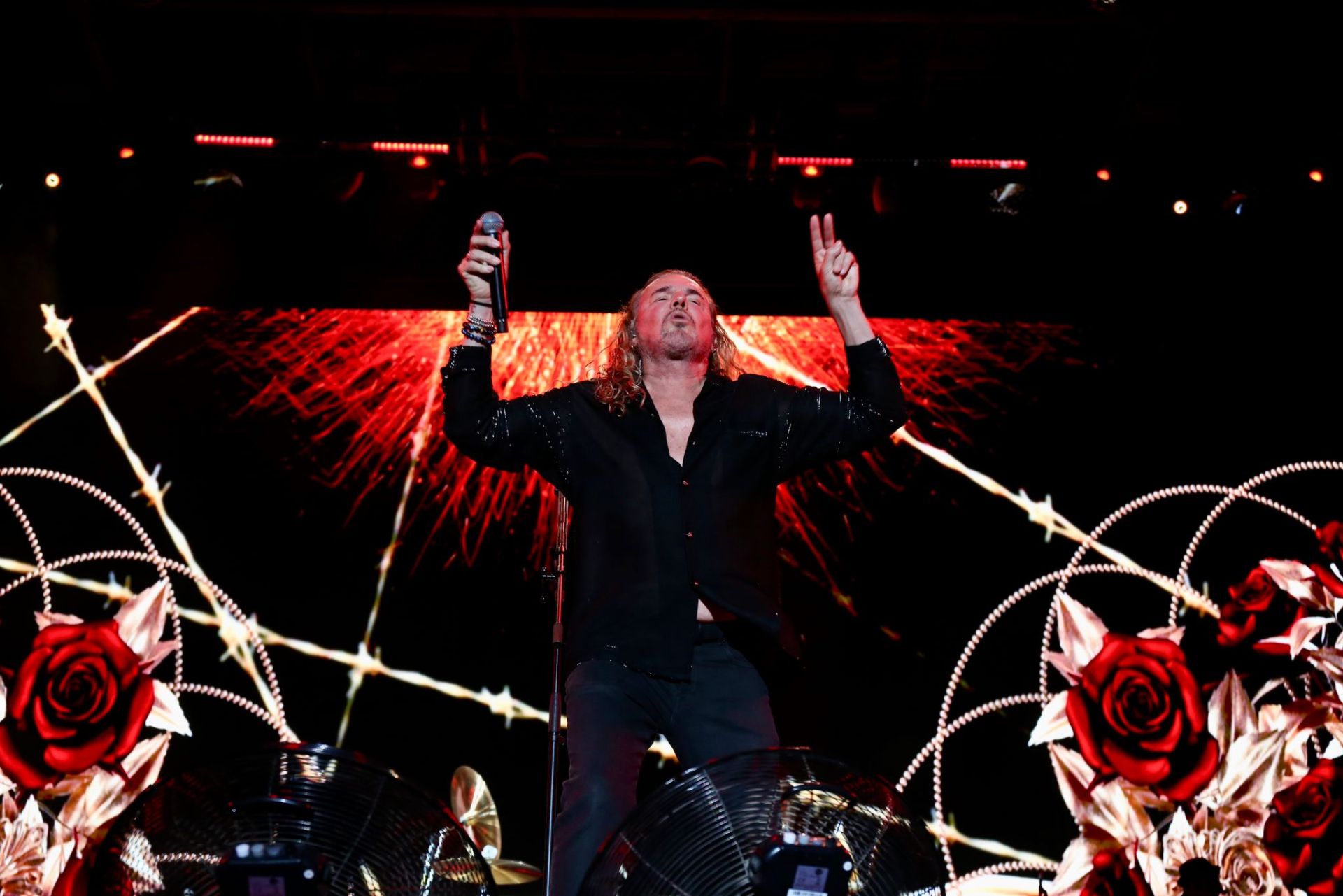 Actuación del grupo mexicano Maná, en la noche de este domingo en Sevilla