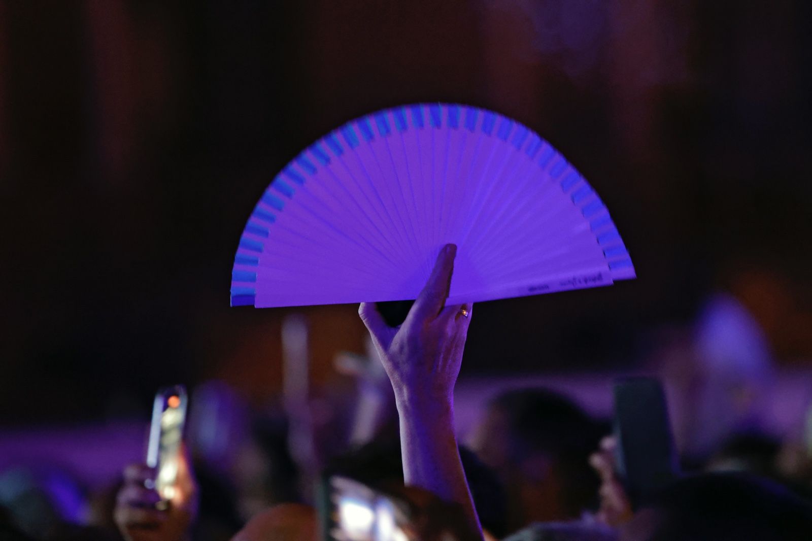 La actriz australiana Kylie Minogue hizo bailar a toda la Plaza de España 