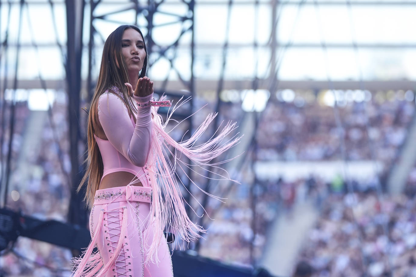 Índia Martínez en 'La Velada del Año 5' en el Estadio de la Cartuja
