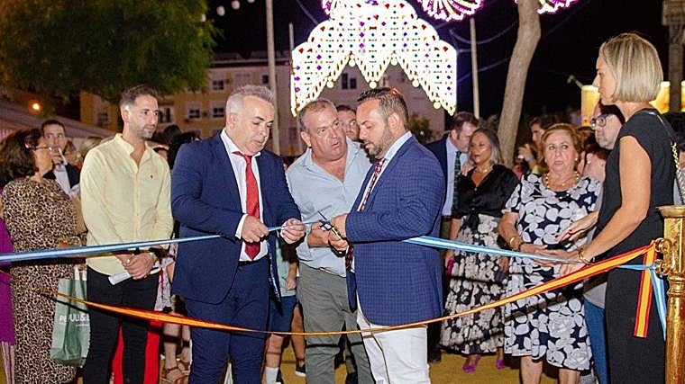 Reapertura de las casetas de la feria de La Algaba