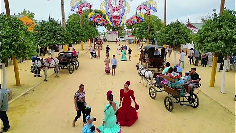 Ambiente en el Real de la Feria de Las Cabezas de San Juan