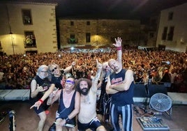 Los Mojinos Escozíos van a actuar esta semana en la localidad sevillana de Coria del Río