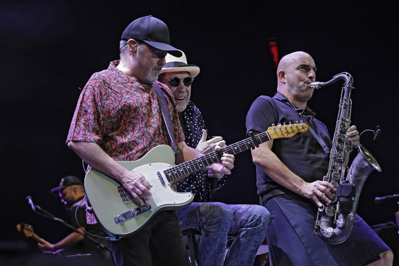 Joaquín Sabina recibió durante todo el concierto el cariño del público de la Maestranza