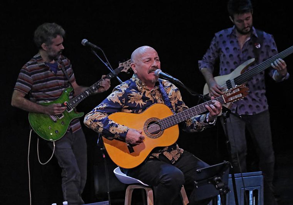 Javier Ruibal actuará en el Teatro Alameda el 9 de octubre