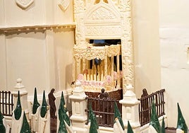 La Estepeña recrea la Basílica de la Macarena y la Giralda de chocolate: así se puede visitar