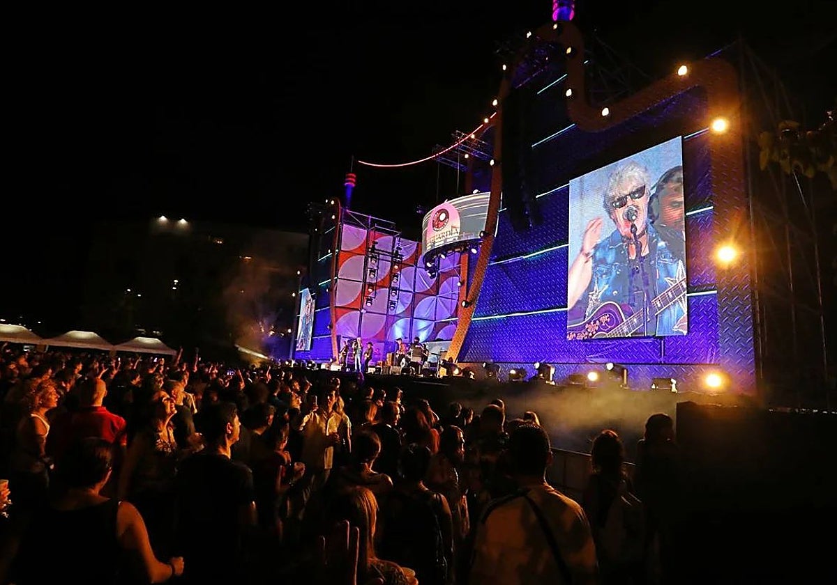 El grupo La Guardia durante su actuación el pasado mes de septiembre en el  festival Love 90's
