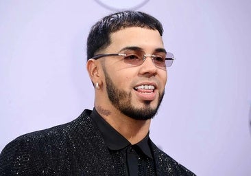 Anuel AA dará un concierto en Sevilla este sábado: horario y precio de las entradas