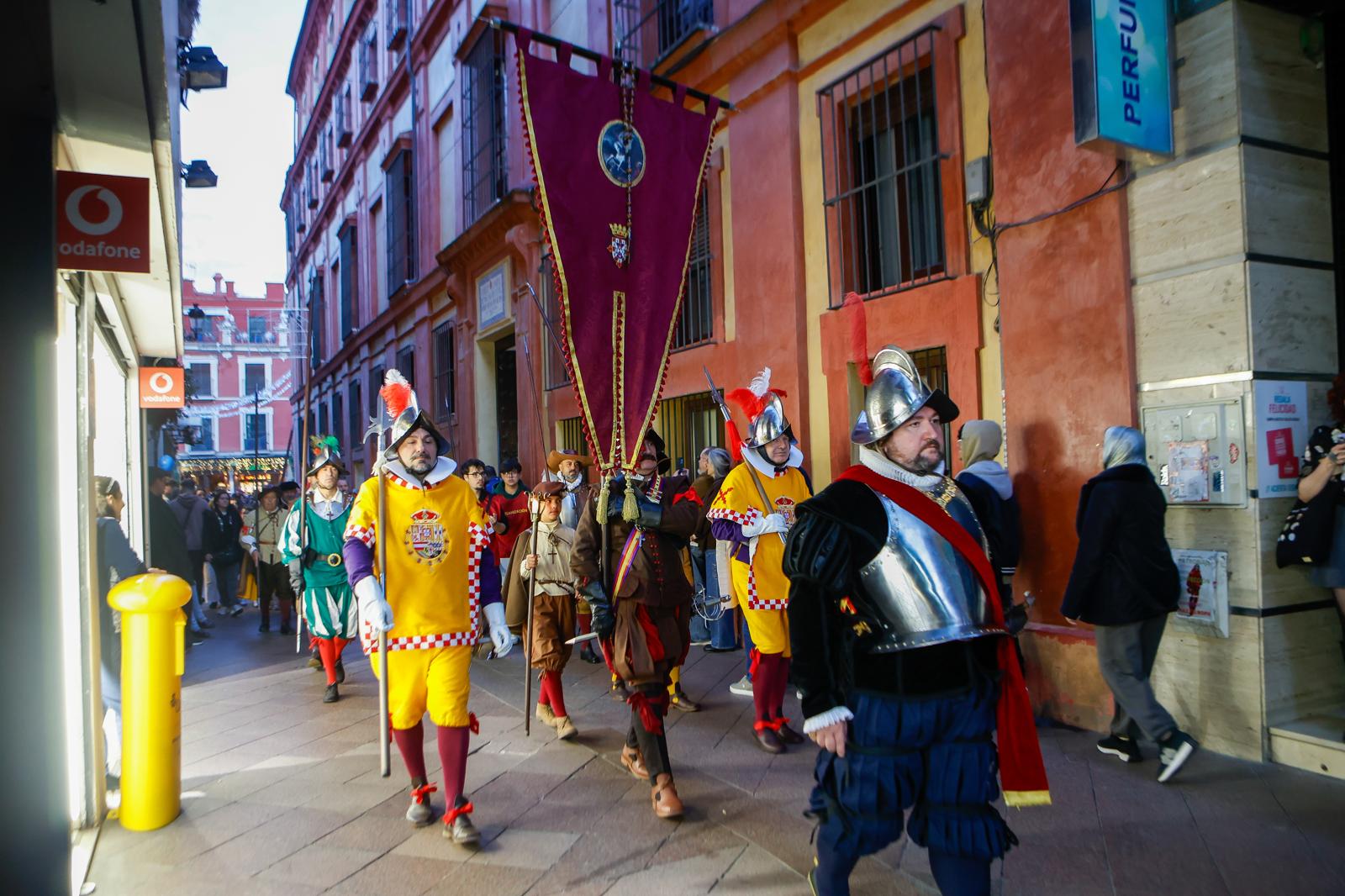 En imágenes, el Tercio de Olivares vuelve a desfilar en Sevilla