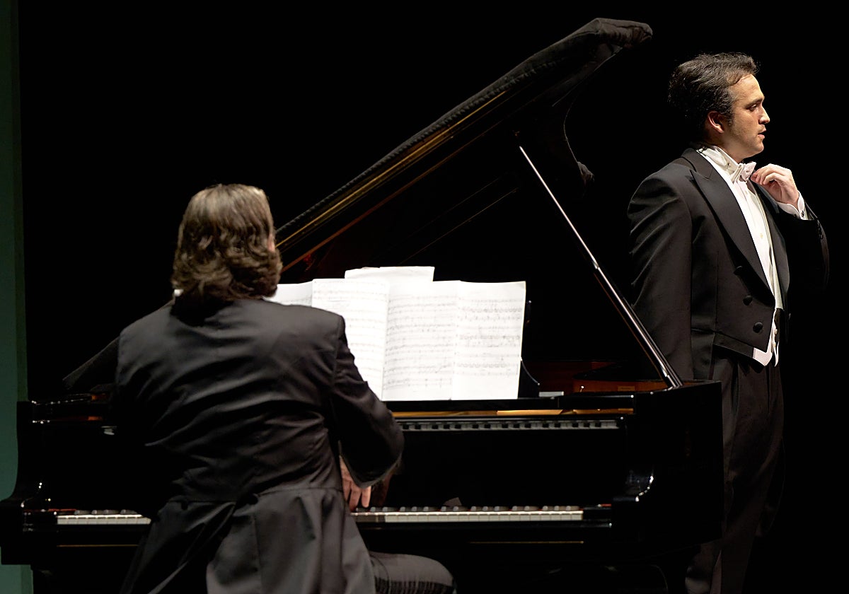 Maciej Pikulski (piano) y Xabier Anduaga (tenor)