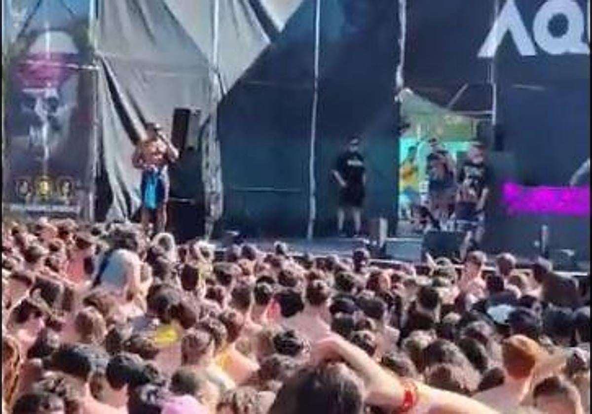 El vídeo viral de Henry Méndez, en su concierto en Mallorca