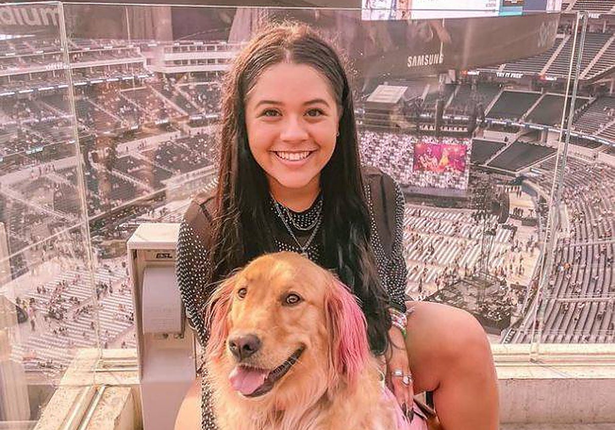 Mia y Aspyn, antes de que empezara la actuación