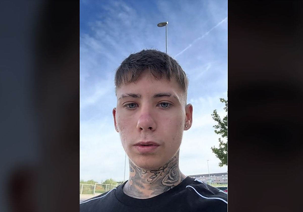 Nano, hablando a la cámara durante su publicación