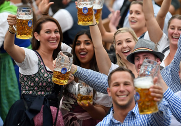 Un español explica lo que hacen los alemanes a la hora de pagar la cuenta: «Es lo más justo»