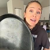 Una española muestra cuánto dinero le cuesta preparar una paella en Estados Unidos: la cifra supera los 500€