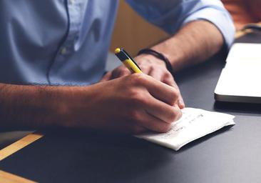 La única palabra que se puede pronunciar pero no escribir en castellano