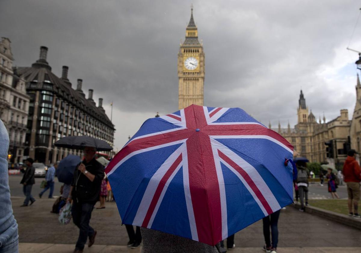 Una española que vive en Londres recomienda lo que nunca se debe hacer allí: «Ya estaba enganchada»